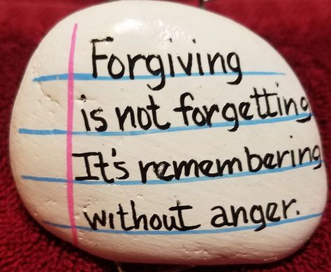 Quotes On Rocks Painted Stones, Forgiveness Painting, Christian Rock Painting Ideas, Scripture Rocks, Prayer Rocks, Candle Quotes, Paint Rocks, Painting Rocks, Lesson Quotes