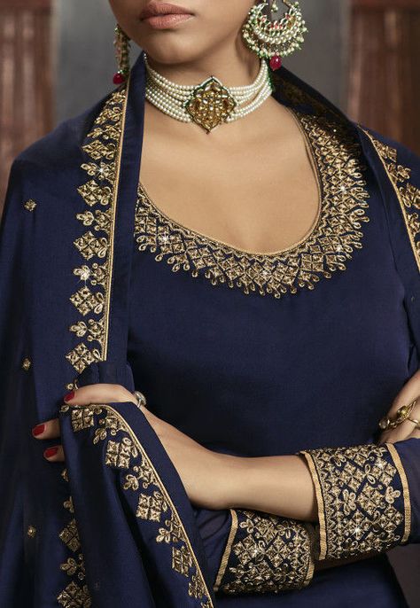 Handwork Designs, Embroidery Hand Work, Coral Gown, Royal Blue Outfits, Dress Designs For Stitching, Plain Suit, Wedding Reception Party, Kurti Style, Bridal Dupatta