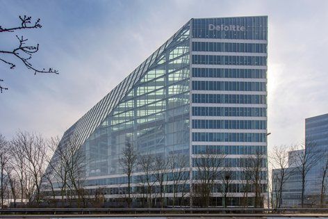 The Edge, Amsterdam, 2015 - PLP Architecture The Edge Amsterdam, Building Management System, Building Management, Sustainable Technology, Commercial Construction, Glass Facades, Flexible Working, Ground Floor Plan, Environmental Design