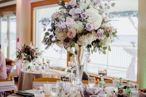 Lavender Flower Centerpieces, Hydrangea And Rose Centerpiece, Elegant Wedding Reception Decor, Lavender Centerpieces, Rose Centerpieces Wedding, Wedding Design Board, Wedding Bakery, Bay Watch, Wedding Design Inspiration