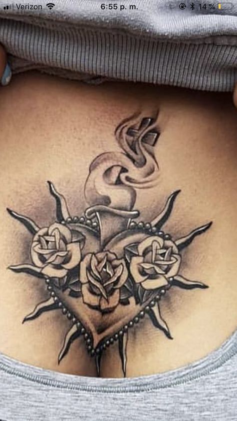 Love Heart Tattoo, Mastectomy Tattoo, Chicano Style Tattoo, Chicano Tattoos, Clever Tattoos, Heart Tattoos, Couple Kissing, Pretty Tattoos For Women, Dope Tattoos For Women