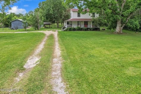 Circa 1920 Florida Farmhouse For Sale W/Outbuilding on 2 Acres $310,000 - Country Life Dreams Florida Farmhouse, House With Land, Dream Life Vision Board, Life Dreams, Wrap Around Porch, Life Vision Board, Life Vision, Florida Home, Property Listing