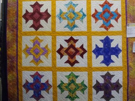 Gods Eye Quilt Block, Celtic Quilts, Cross Quilts, Celtic Quilt, Southwest Quilts, Eye Of God, Vintage Quilts Patterns, God's Eye, Old Patterns