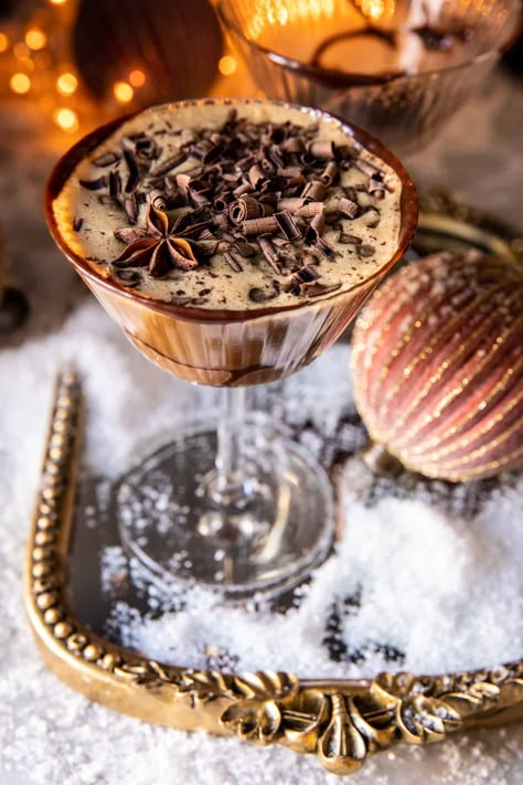 Brownstone Christmas, Winter Martini, Chocolate Espresso Martini, Espresso Martini Ingredients, Sweet Martini, Chocolate Fudge Sauce, Half Baked Harvest Recipes, Alcohol Beverages, Christmas Salads