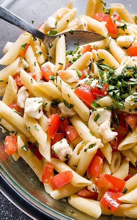 Pasta Caprese. Don’t skip the step of freezing the mozzarella, since freezing prevents it from turning chewy when it comes in contact with the hot pasta. Salad Videos, Caprese Recipes, Homemade Pasta Recipe, Caprese Pasta, America's Test Kitchen Recipes, Summer Dishes, Cooks Illustrated, America's Test Kitchen, Best Side Dishes