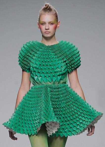 .... Fashion Model Dress, Fashion Origami, Gcse Art Textiles, Laser Cut Fashion, Origami Dresses, Smocking Fashion, Cactus Fashion, Body Templates, World Of Wearable Art