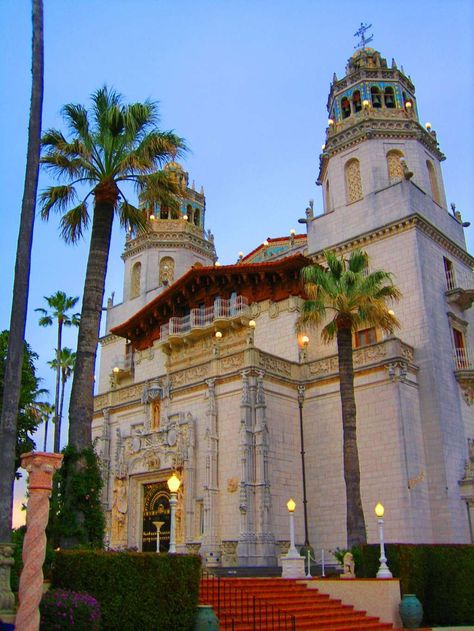 Julia Morgan Architecture list of all buildings Casa Casuarina, Julia Morgan, American Castles, William Randolph Hearst, San Simeon, Hearst Castle, Famous Castles, Famous Buildings, California Girl