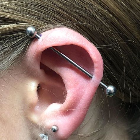 Scaffold Piercing, Scaffolding Piercing, Piercing Aesthetic, Scaffolding, Tattoos And Piercings, Ear Cuff, Piercings, Tattoos, On Instagram