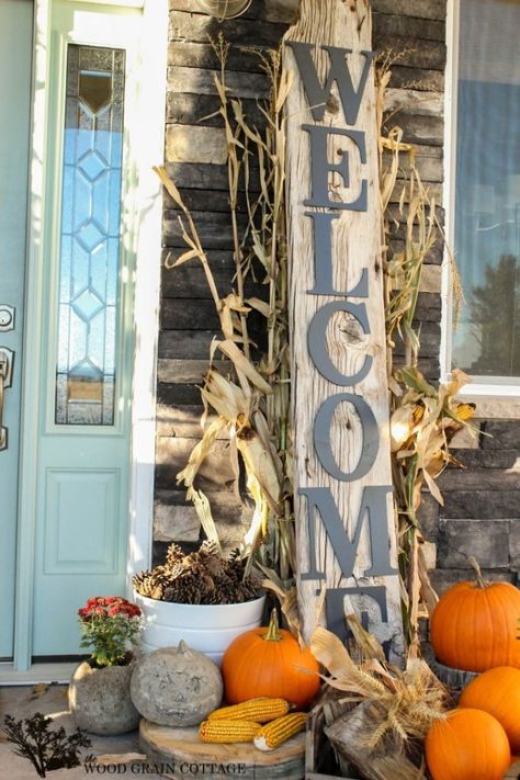 Fall Signage, Fall Lanterns, Diy Porch Decor, Porch Decorating Ideas, Fall Front Porch Decor, Diy Porch, Rustic Fall Decor, Fall Decor Ideas, Fall Decoration