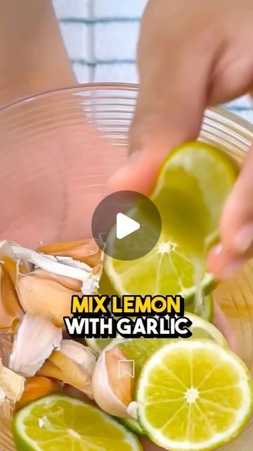 Holistic Eating, Garlic Remedies, Garlic Health, Gut Diet, Medicine Recipes, Immunity Boost, Pomegranate Recipes, Herbal Medicine Recipes, Smoothie Diet Challenge