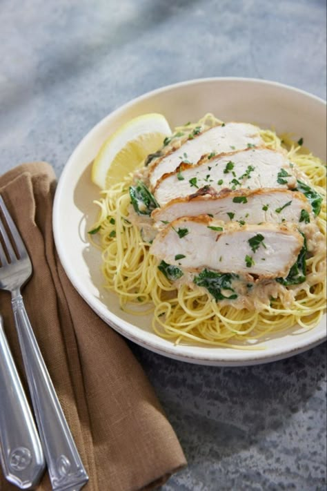 Kitchen Magnolia, Pasta Florentine, Chicken Florentine Pasta, Magnolia Table Recipes, Joanna Gaines Recipes, Florentines Recipe, Magnolia Kitchen, Chicken Florentine, Magnolia Farms