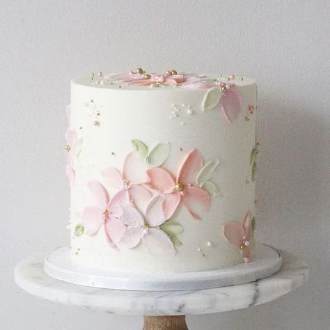 Floral Cake Design, Soul Cake, Simple Cake Designs, Celebration Cake, Simple Birthday Cake, Cake Decorating Designs, Cake Wedding, Pretty Birthday Cakes, Painted Cakes