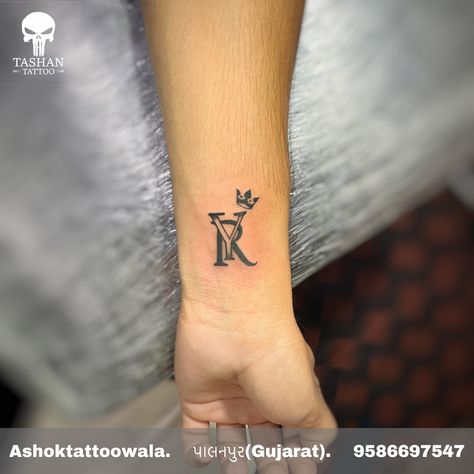 YR Alphabet tattoo || YR Tattoo || unique YR tattoo design || YR Tattoo design with crown || YR Tattoo on hand || Choice Tattoo, Logomark Design, Alphabet Tattoo, Tattoo Unique, Tattoo On Hand, Letter Tattoo, Fb Profile Photo, Fb Profile, Mother Tattoos