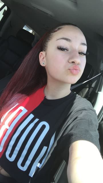 View this Snap from Bhad Bhabie on Snapchat! Bhad Bhabie 2017, Bhad Bhabie Aesthetic, Bad Bhabie, 1m Subscribers, Bhad Bhabie, Danielle Bregoli, Charli D Amelio, Pregnancy Shoot, My Girl