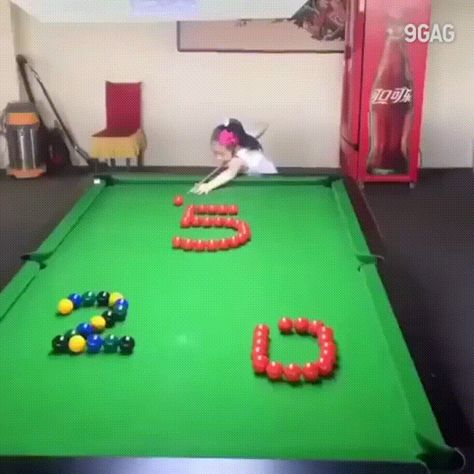 A child performs a pool table trick shot. https://i.imgur.com/4H8HWF3.gif Trick Shots, Memes Br, Pool Table, Pretty Cool, Billiards, Mind Blown, Funny Cute, A Child, Funny Stuff