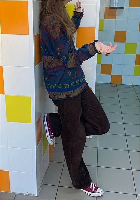 sweater, painted sweater, dark, blue, brown, converse, burgundy converse, vintage, grunge, aesthetic, style, ootd, outfit, jewelry, women fashion, male fashion, woman, man, female, male, alternative style, outfits, outfit, ootd ideas, autumn, outfit inspo, outfit 2023, outfit ideas, alternative, aesthetic, witchcore, boho, fairycore, earth core, naturecore, adventurecore, apocalypsecore, vibe, teen, teenager, university outfit, school outfit, atmosphere, fit, scene, fall, cozy, comfy, easy Color Converse Outfit, Burgundy Converse Outfit, Maroon Converse Outfit, Adventurecore Outfit, Outfit Ideas Alternative, Brown Converse Outfit, Comfy Grunge Outfits, Alternative Style Outfits, Painted Sweater