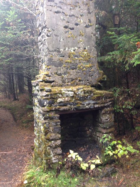 Old chimney on AT near Roan High knob. Old Chimney, Big Fireplace, Rustic Outdoor Fireplaces, Outdoor Stone Fireplaces, Tiny Farmhouse, Stone Fireplaces, Outdoor Fireplace Designs, Outdoor Fireplaces, Outdoor Stone