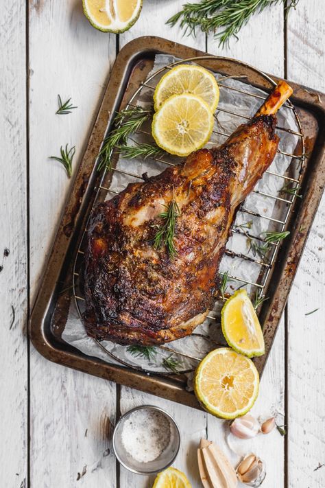 Greek Lamb Recipes, Lamb Roast Recipe, Smoked Lamb, Leftover Lamb, Greek Lamb, Roasted Lamb, Big Family Dinner, Roast Lamb, Lamb Leg