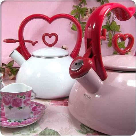 Heart Shaped Things, Heart Core, Love Core, Lovecore Aesthetic, My Funny Valentine, Bujo Inspiration, Cute Kitchen, Jolie Photo, Everything Pink