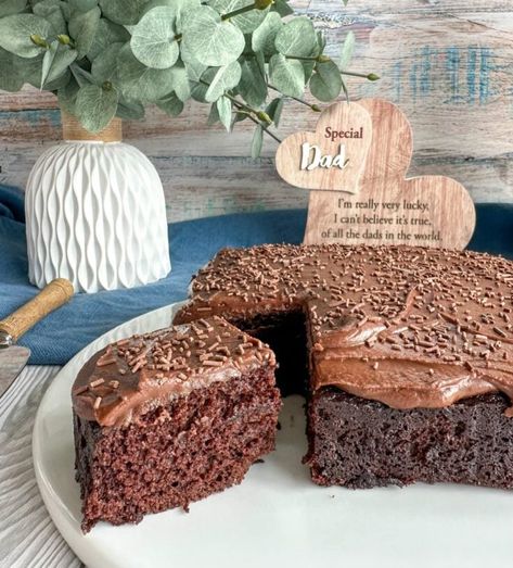 Dairy Free Egg Free Cake, Egg Free Cake, Egg Free Chocolate Cake, Simple Vanilla Icing, Beetroot Chocolate Cake, Chocolate Weetbix Slice, Chocolate Coconut Slice, Classic Brownies Recipe, Milk Chocolate Fudge