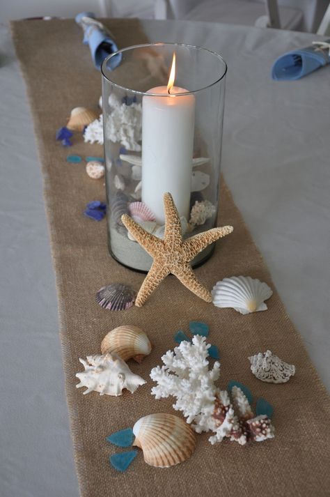 Decoration Theme Marin, Beach Table Decorations, Beach Centerpieces, Beach Wedding Tables, Beach Wedding Centerpieces, Beach Bridal Showers, Beach Table, Tafel Decor, Wedding Tablescape