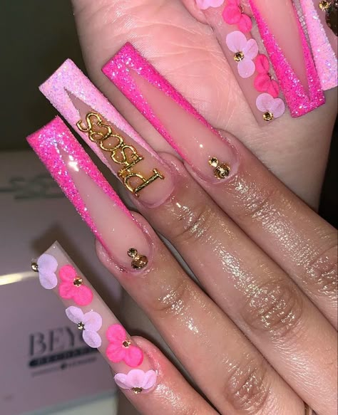 Birthday Nail Set Purple, Dark Pink Birthday Nails, Hot Pink Birthday Nails Acrylic, Pink Acrylic Nails Birthday Set, Pink Zodiac Nails, Pink Sagittarius Nails, Sweet Sixteen Nails Pink, Pink Nails Birthday Set, Pink Pisces Birthday Nails