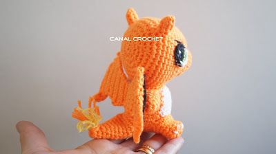 CANAL CROCHET: Charmander pokemon amigurumi Pokemon Amigurumi, Pokemon Crochet, Pokemon Crochet Pattern, Crochet Pokemon, Pokemon Charmander, Crochet Sweater Pattern Free, Sweater Crochet Pattern, Crochet Toys Patterns, Cute Plush