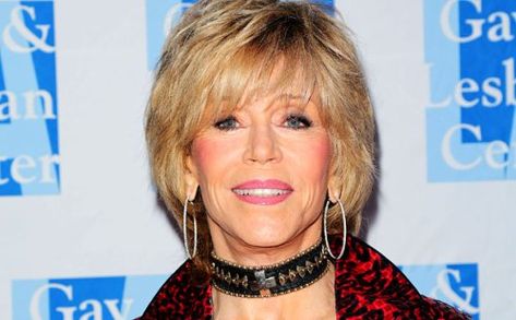 Jane Fonda graded hairstyle Jane Fonda Hairstyles, Current Hair Trends, The Right Hairstyles, Awesome Hairstyles, Gorgeous Hairstyles, Medium Layered Hair, Medium Layered, Barn Plans, Short Layered