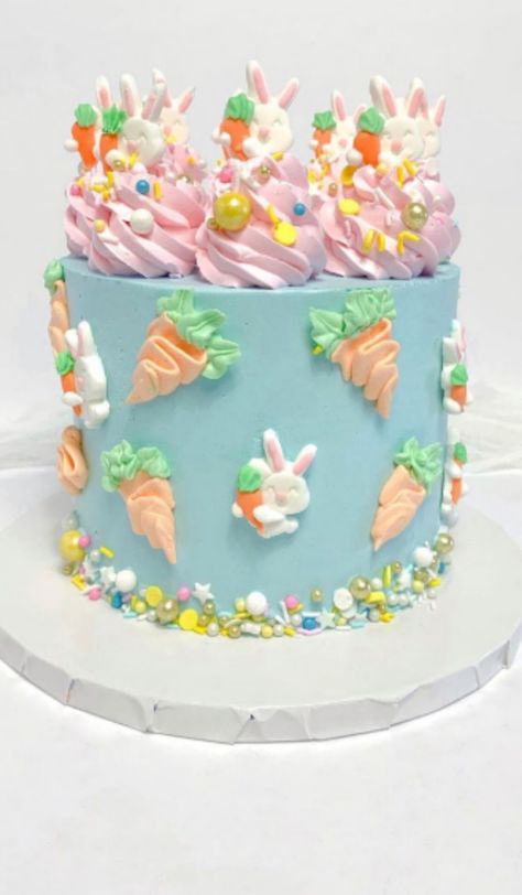 Are you looking for some inspiration for your Easter cake? Check out our collection of Easter cake ideas that your family and guests (young and old) will love. Best Easter Cake Recipes, Cake Ideas For Easter, Easter Layer Cake, Easter Carrot Cake Ideas, Easter Bento Cake, Easter Cupcake Cake, Easter Cakesicles, Easter Cake Decorating Ideas, Easter Cakes Ideas