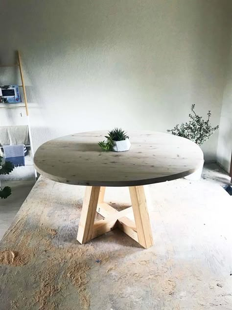 Diy Esstisch, Round Patio Table, Diy Dining Room Table, Diy Kitchen Table, Circular Dining Table, Diy Dining Room, Diy Dining Table, Round Dining Room, Diy Dining