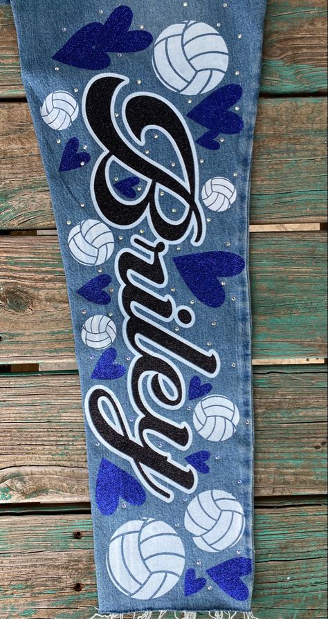 Volleyball Painted Jeans, Senior Jeans Cheerleader, Spirit Jeans Ideas Homecoming, Spirit Jeans Ideas Cheer, Painted Jeans Diy School Spirit, Homecoming Jeans Ideas Sophomore, Homecoming Jeans Ideas Freshman, Hoco Pants Ideas Freshman, Spirit Overalls Homecoming