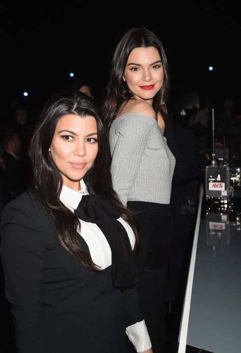 Pin for Later: The Best Pictures From Justin Bieber's Star-Studded Roast Kourtney Kardashian and Kendall Jenner Kendall And Kourtney, Kardashian Show, Kourtney Kardashian Style, Jenner Family, Jenner Sisters, Kardashian Family, Kendall And Kylie Jenner, Kardashian Style, Kendall And Kylie