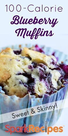 Low Fat Blueberry Muffins, Blueberry Muffins Recipe, Menu Sarapan Sehat, 100 Calorie Snacks, 100 Calorie, Healthy Muffin Recipes, Muffin Recipes Blueberry, Carb Foods, Low Calorie Desserts