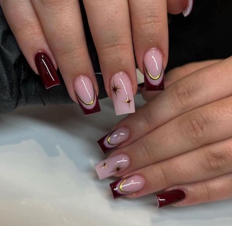 Nails Design Acrylic Coffin, Easy Square Nails Ideas, Spring Square Nails 2024, Masquerade Theme Nails, Maroon New Years Nails, 1920 Nail Designs, White Burgundy Nails, Garnet French Tip Nails, Red Nails Ideas Short Square