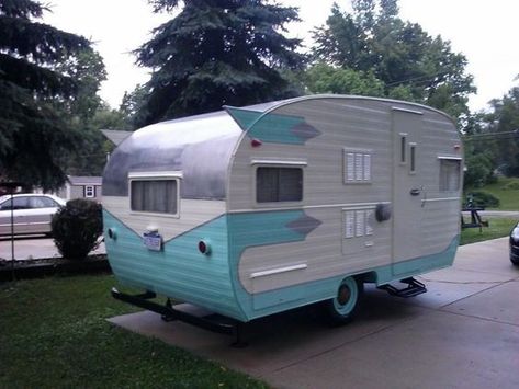 1950s – Tin Can Tourists Trailer Awning, Tin Can Tourist, Vintage Rv, Vintage Trailer, Vintage Trailers, High Resolution Picture, Tin Can, Mobile Home, Tin