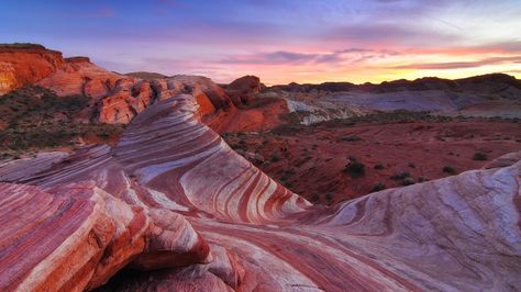 Red Rock Plateau Desert Landscape | America Desert Landscape Rocks Sky Red Color HD Wallpaper Red Rocks Aesthetic, America Desert Aesthetic, Red Rock Desert, Desert Rocks Photography, Hd Landscape, Weird Rock Formations, Valley Of Fire State Park, Valley Of Fire, Desert Painting