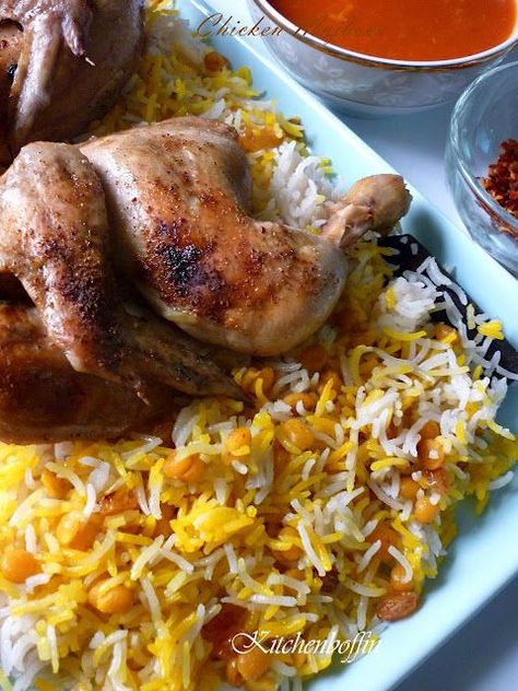 Chicken Majboos - Kuwaiti chicken and rice Kuwaiti Food, Saudi Food, Kuwait Food, Arabic Food Recipes, Arabic Dishes, Arab Food, East Recipes, Middle East Food, Fonio