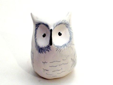 1000+ images about Kiln Gods and ideas for them on Pinterest ... Ceramic Pinch Pots, Clay Owl, Fresh Salmon, Pottery Animals, Sculpture Art Clay, Animal Sculpture, Ceramic Owl, Clay Animals, Snowy Owl