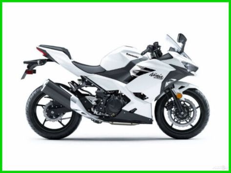 ad eBay - Find many great new & used options and get the best deals for 2020 Kawasaki Ninja 400 ABS Pearl Blizzard White at the best online prices at eBay! Free shipping for many products! Kawasaki Ninja 400 White, Kawasaki Ninja 300 Black, Kawasaki Ninja 636, Kawasaki Ninja 1000sx 2020, Kawasaki Ninja 400, Kawasaki Classic, Ninja 400, Kawasaki Vulcan, Kawasaki Ninja