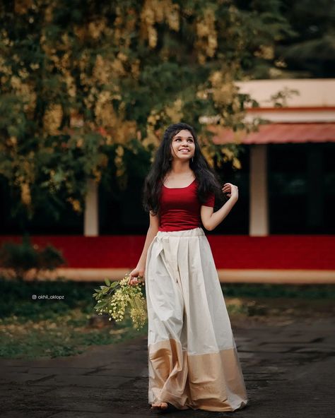 Long Skirt Photoshoot Poses, Kerala Pattupavada For Women, Pattu Pavada Women, Onam Skirt And Top Designs, Pattupavada For Women, Kerala Style Skirt And Top, Traditional Skirt And Top, Onam Photos, Long Skirt Top Designs