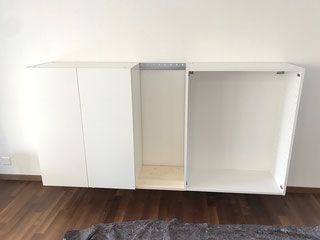 IKEA-Hack: Sideboard für das Esszimmer - Inneneinrichtung I Raumkonzepte Ikea Sideboard Hack, Hallway Drawers, Sideboard Diy, Ikea Sideboard, Low Sideboard, Modern Home Bar, Diy Ikea, Ikea Storage, Gallery Design