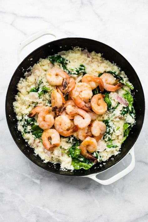 Cauliflower risotto shrimp skillet is an easy nightshade free, low carb dinner. Make this skillet recipe in one pan in only 20 minutes! #lowcarbshrimprecipe #cauliflowerrisotto #shrimpskilletrecipe #onepanmeals Cauliflower Risotto Recipes, Cauliflower Rice Risotto, Low Carb Shrimp Recipes, Nightshade Free Recipes, Shrimp And Quinoa, Skillet Shrimp, Shrimp Risotto, Wls Recipes, Cauliflower Risotto