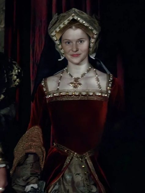 Tudor Fashion Women, The Tudors Costumes, The Other Boleyn, Tudor Dress, Philippa Gregory, Tudor Fashion, The Other Boleyn Girl, Tudor Costumes, Anne Of Cleves