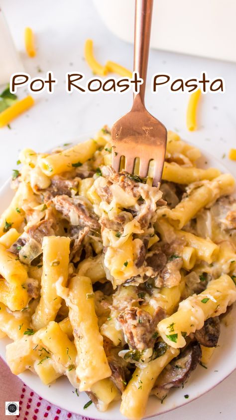 Pot Roast Pasta, Roast Beef Casserole, Roast Pasta, Leftover Beef Recipes, Leftover Roast Beef Recipes, Leftover Pot Roast, Roast Beef Dinner, Beef Pasta Recipes, Leftover Roast Beef