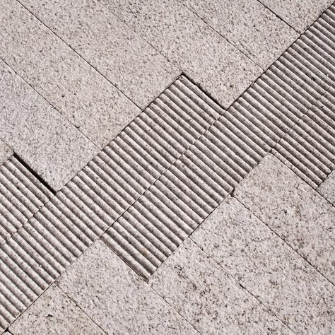 White granite pavement detail of stormwater management facilities, Director Park, Portland, Oregon. Pavement Design Paving Pattern, Parking Flooring, Pavement Pattern, Landscape Plaza, Paving Texture, Pavement Design, Paving Pattern, Paving Ideas, Stormwater Management