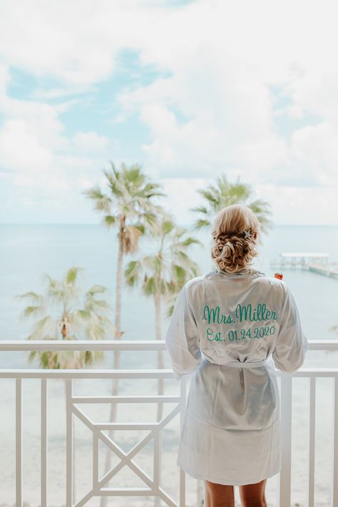 Intimate Wedding at Cheeca Lodge  #miamiweddingphotographer #miamiwedding #islamoradaweddingphotographer #islamoradawedding #floridakeysweddingphotographer #floridakeyswedding #theknotrealweddings #modernbride #elopementphotographer Cheeca Lodge Wedding, Islamorada Wedding, Florida Keys Wedding, Beach Bride, Hawaiian Wedding, Lodge Wedding, Miami Wedding, Florida Keys, Romantic Weddings