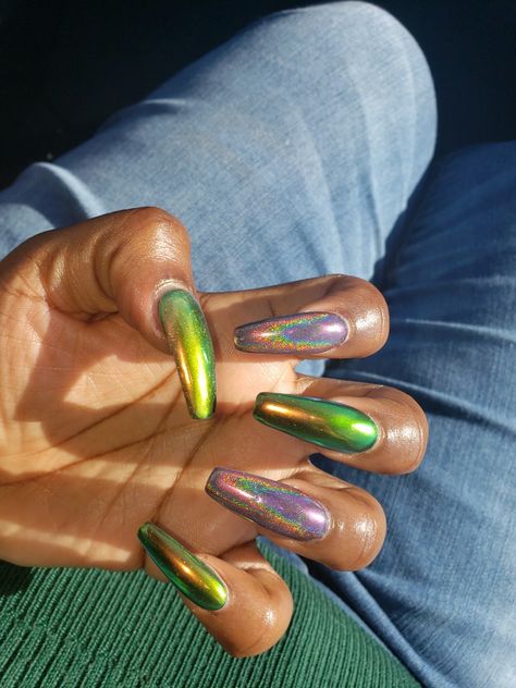 Mardi Gras Valentine Nails, Mardi Gras Nails Ideas, Mardi Gras Nails Design, Mardi Gras Nails, Pro Nails, St Patricks Day Nails, Shape Nails, Carnival Makeup, Coffin Shape