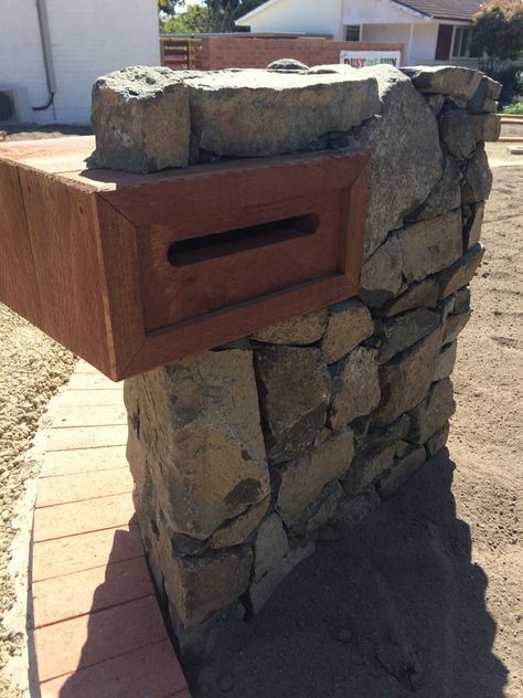 Sandstone Letterbox Ideas, Letterbox Ideas Australia, Diy Letter Boxes, Letterbox Ideas, Stone Mailbox, Letter Box Design, Brick Mailbox, Parcel Drop Box, Diy Mailbox