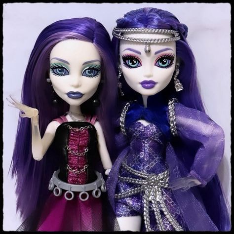 All Posts • Instagram Lagoona Blue, Moster High, Monster High Characters, Monster High Doll, Doll Photography, Collector Dolls, Monster High, Dolls