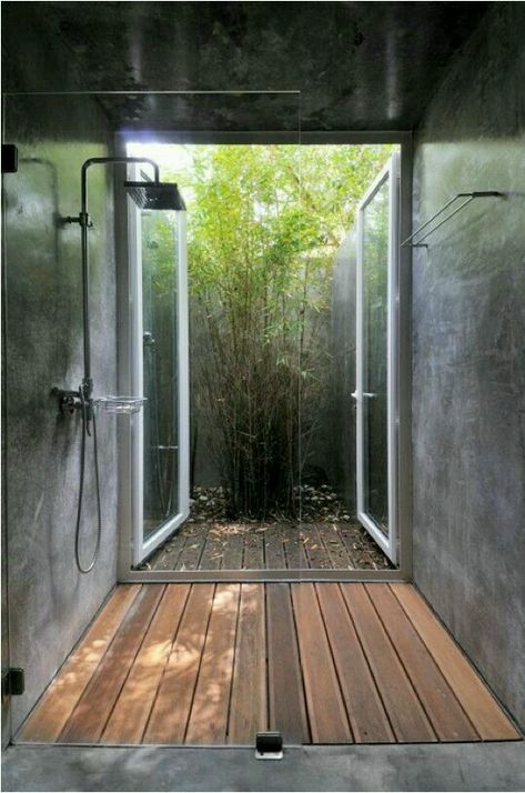 Concrete Bathroom Design, Indoor Outdoor Bathroom, Open Showers, Outdoor Bathroom Design, Tropical Bathroom, Concrete Bathroom, Outdoor Showers, Outdoor Bathroom, Interior Vintage